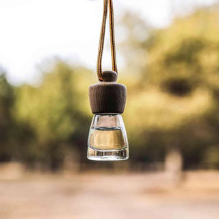 Deep warm resinous perfume for all