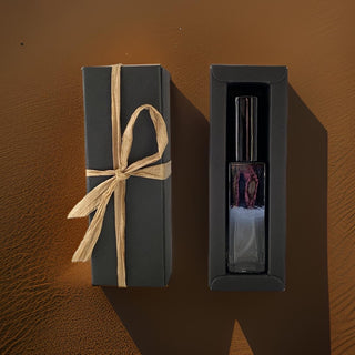 Elegant crystalline floral and citrus unisex fragrance