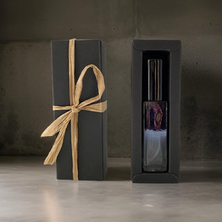 Masculine oud spicy perfume spray