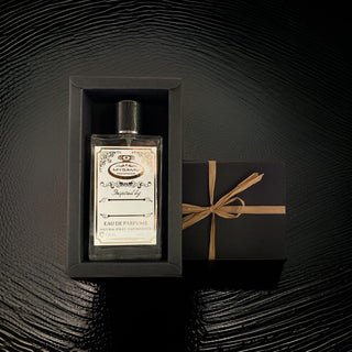 Rich gourmand vanilla fragrance for men and women